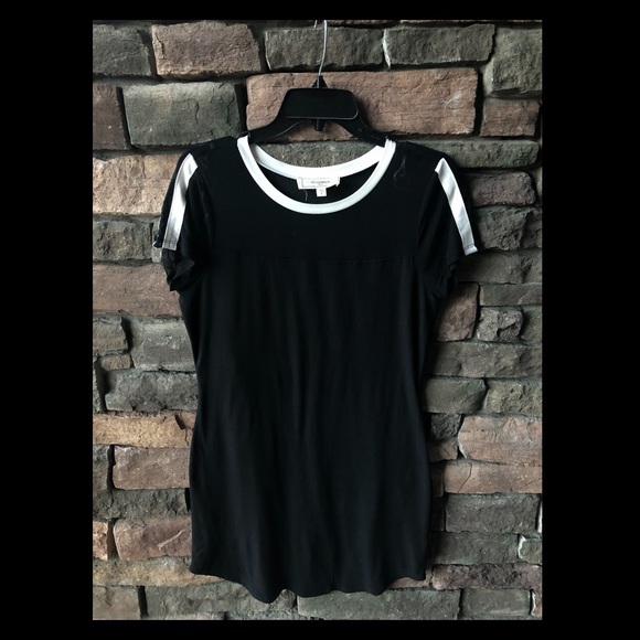 Short fitted dress - Picture 1 of 4